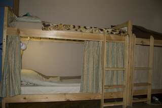 Хостелы Hostel Drive Львов Кровать в общем 8-местном номере-13